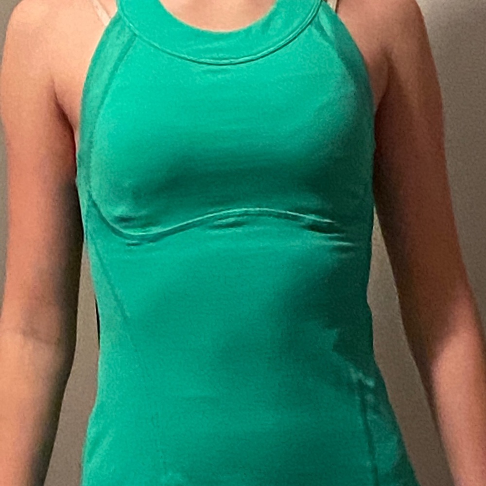 Green Lululemon tank size 4